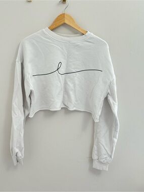 White Cropped Crewneck Sweatshirt with Minimal Black Line